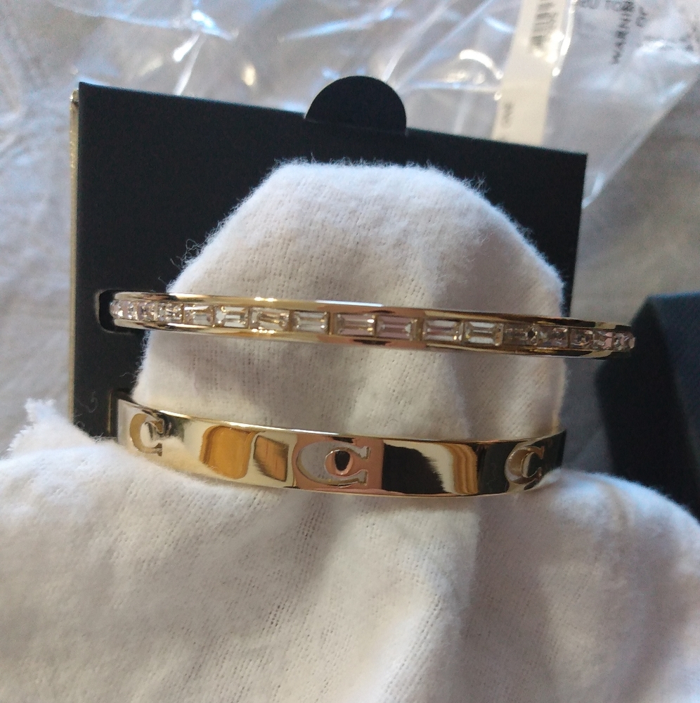 **SOLD ON Ⓜ️** Bangles Gift set 🔥 - Picture 4 of 7